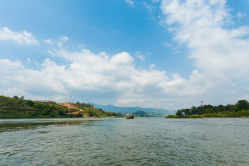 Fototapeta na wymiar Landscape during Mekong cruise Laos