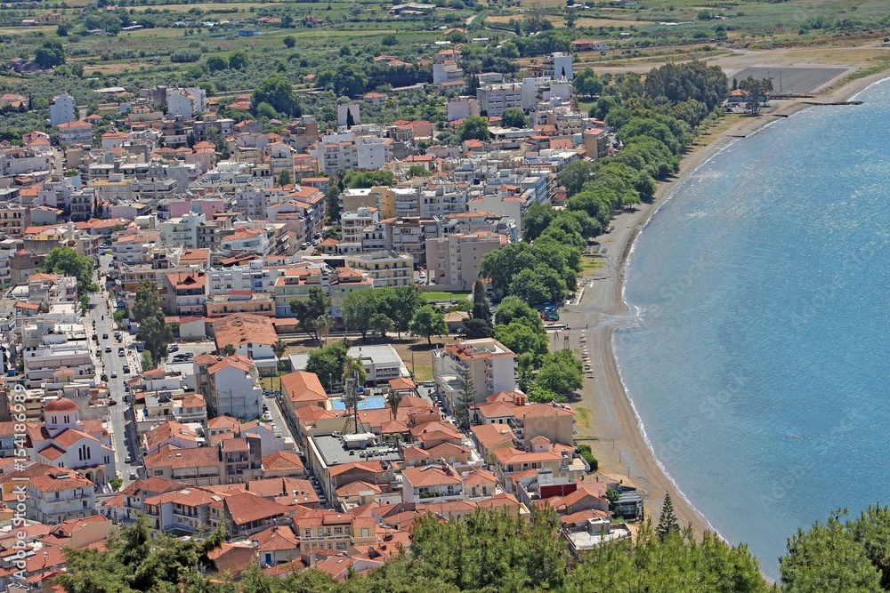 1000_F_154186989_nR2wCsA3pR2ZYSRNdG2bXTCMQnpeOlS1.jpg