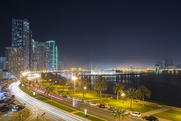 Fototapeta na wymiar Sharjah city near Khalid Lake at late evening