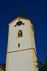 Obraz premium Evangelische Kirche (Leutershausen) in Hirschberg an der Bergstraße