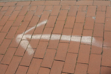 Bodenmarkierung  Weisser Pfeil