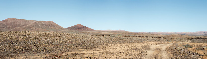 Fototapeta na wymiar Off road track near Costa Teguise, Lanzarote, Canary islands
