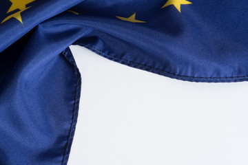 Flagge der EU auf weissem Hintergrund
