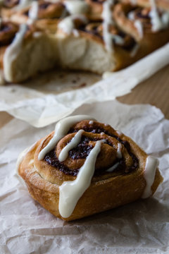 Cinnamon Rolls With Icing