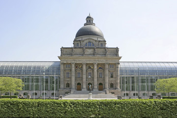 Fototapeta na wymiar Bayerische Staatskanzlei, Bavarian State Chancellery, Hofgarten garden, Munich, Bavaria, Germany, Europe