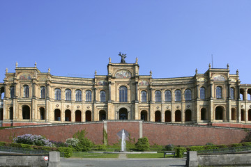 Fototapeta na wymiar Maximilianeum, Bavarian Parliament, Munich, Upper Bavaria, Bavaria, Germany, Europe, 28. April 2007