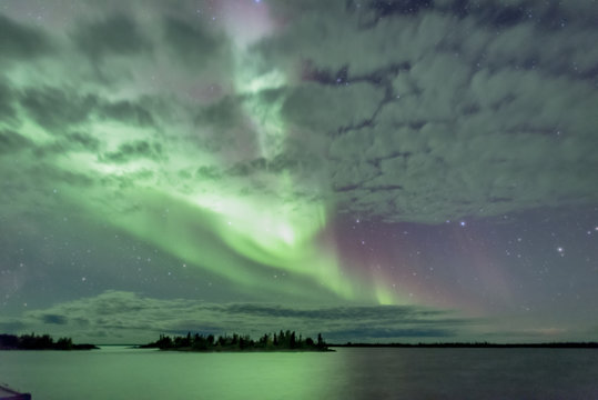 Aurora explosion © Ihatove_inc