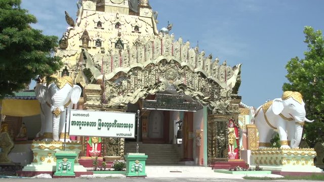 Mandalay, monastery scene