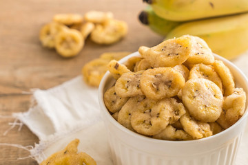 banana crispy chips
