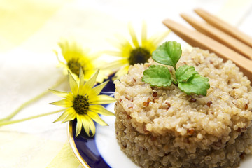 Spring quinoa dish with daisies