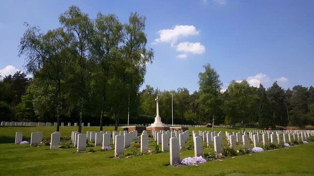 Canadian War Cemetery in Holten, graveyard soldiers