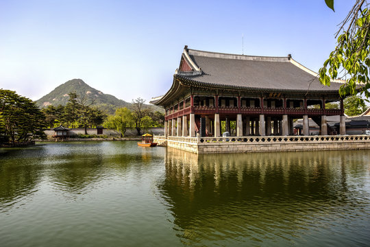 Geunjeongjeon Hall, Seoul, Korea