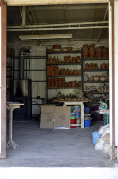 Koumaradei : Fabrique Timo de céramique (Samos)