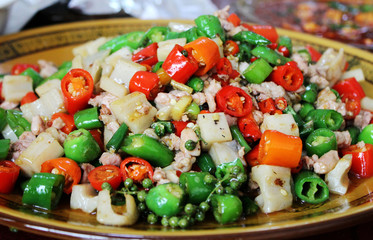 Diced rabbit meat with chili pepper