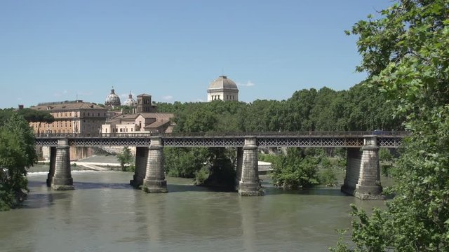 Ponte Palatino at the Fiume Tevere river