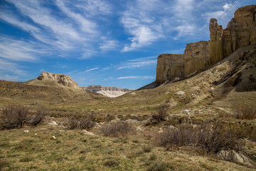 Fototapeta na wymiar Peaked rocks in the canyon of Boszhira, chines Plateau Ustyurt, Kazakhstan