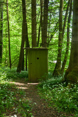 Toilettenh&auml;uschen