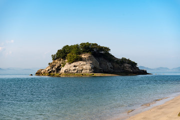 瀬戸内海の無人島