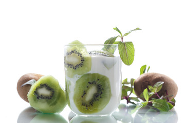 Naklejka na ściany i meble Sweet milk organic yogurt with slices of kiwi