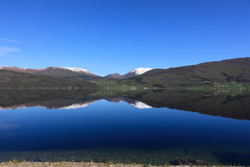 A beautiful spring day at Horningsdalsvatnet in Sogn og Fjordane.