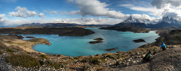 Panoramic view on the fantastic Lake Pehoe in the heart of the Torres del Paine Alps in Chilean Patagonia. - obrazy, fototapety, plakaty