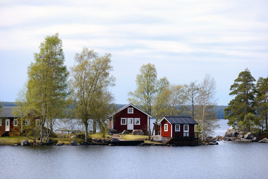 hus vid sj&ouml;, norrland ,sverige, vatten, naturbild