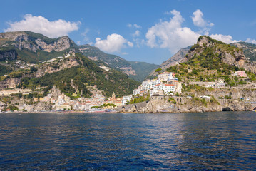 Fototapeta na wymiar View of Amalfi town from the sea