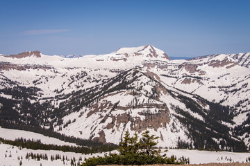 Obraz premium top of the mountain view landscape