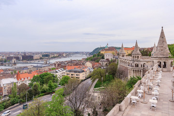 Obraz premium Panoramic view of city Budapest with Danube river from Fisherman's Bastion - the capital of Hungary