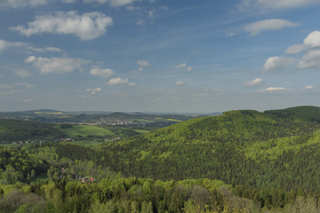 Naklejka premium Spring cloudy day with blue sky from Tolstejn castle