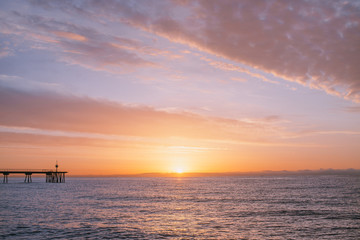 Fototapeta na wymiar Sunrise in the sea.