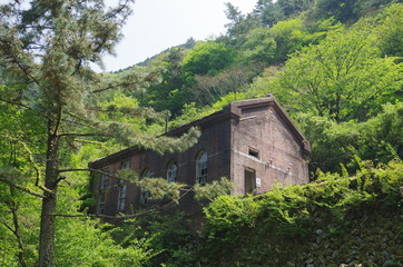 別子銅山　第三変電所跡