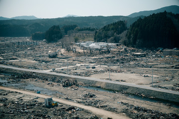 tsunami japon 2011