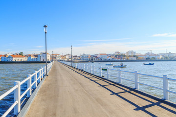 Obraz premium Vista do Pontão de Alcochete em Portugal