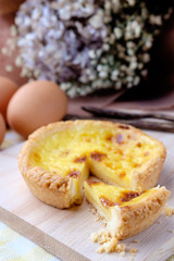 Egg tart on wooden background