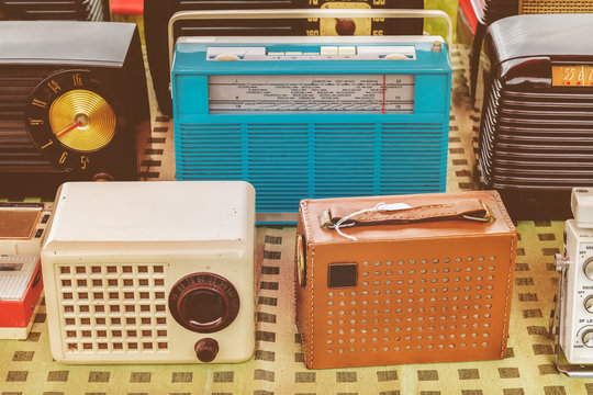 Old radio's for sale on a flee market
