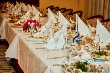 Served table at the banquet