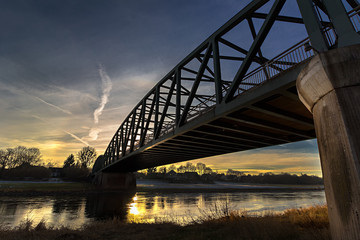 Stimmung an der Weserbrücke
