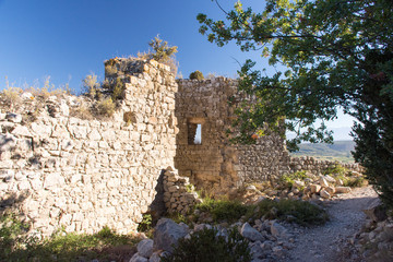 Fototapeta na wymiar Ruinen der Burg Aguilar