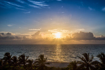 Fototapeta na wymiar Miami Beach Sunrise 