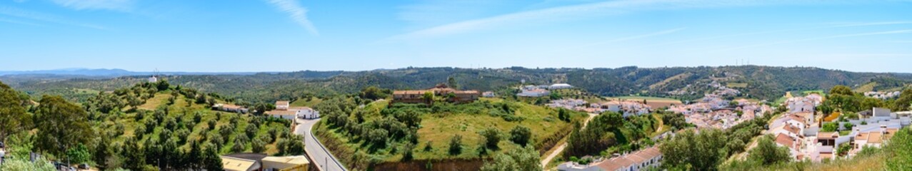 Fototapeta na wymiar Panorama von Odemira im Alentejo / Portugal