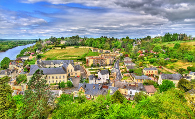 Fototapeta na wymiar View of Chinon from the castle - France