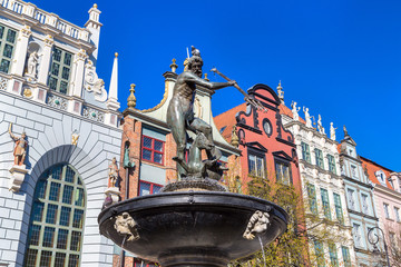 Fountain of Neptune in Gdansk © Sergii Figurnyi