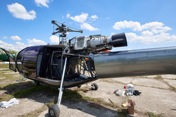 A jet helicopter with a trim on the engine.