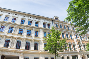 Altbau saniert, Deutschland