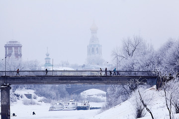 river winter bridge people