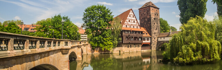 Panorama Weinstadel mit Maxbrücke in Nürnberg