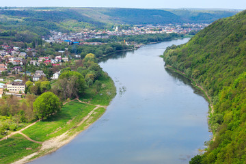 Fototapeta na wymiar Dnister river and Zalischyky