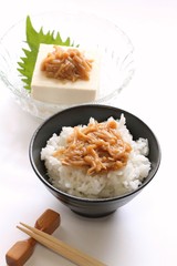 なめ茸ご飯と冷奴