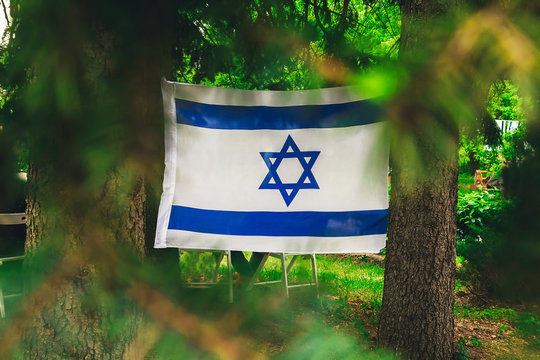 รูปภาพHerzl เลือกดูภาพถ่ายสต็อก เวกเตอร์ และวิดีโอ357 Adobe Stock